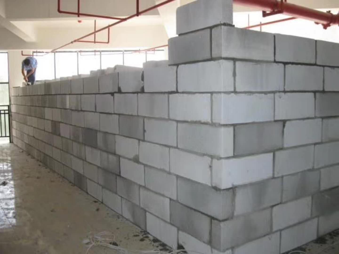 磐石蒸压加气混凝土砌块承重墙静力和抗震性能的研究